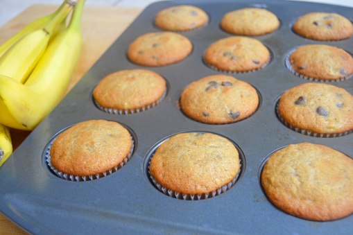 banana cupcakes in pan